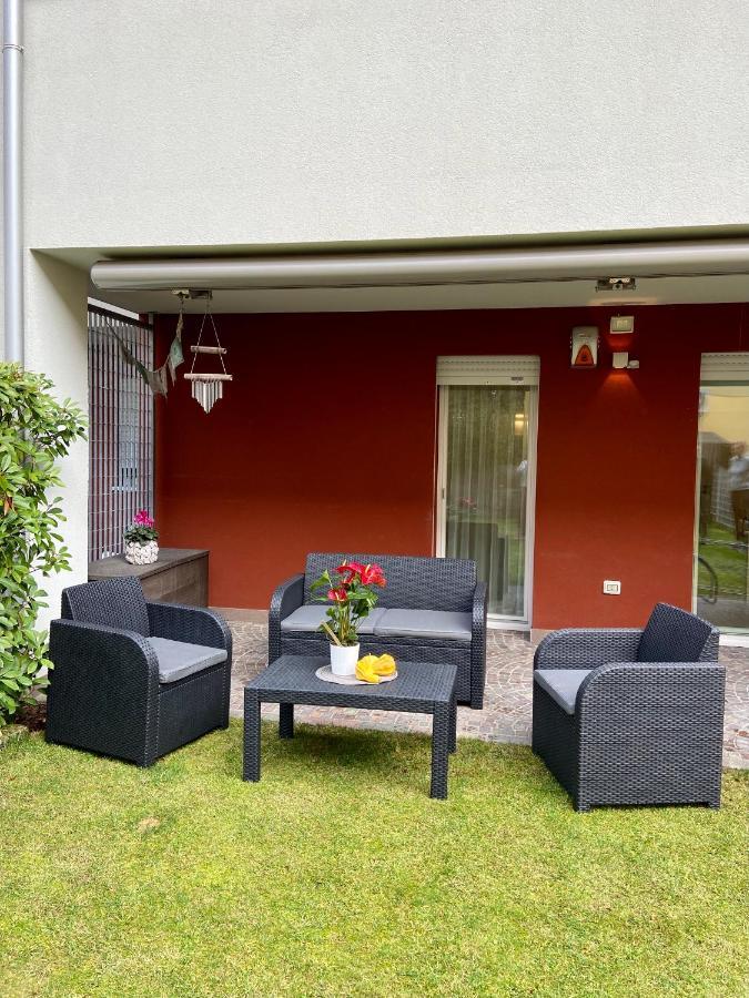 Appartamento Miranda Con Giardino Privato E Pool Ngoại thất bức ảnh